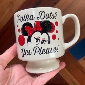 Disney Minnie Mouse Ceramic Pedestal Mug